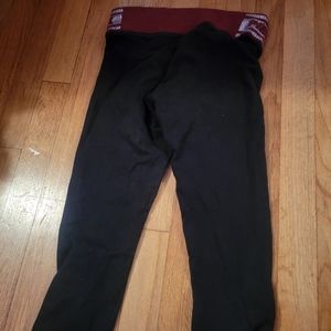 Victoria Secret xs yoga pants Capri